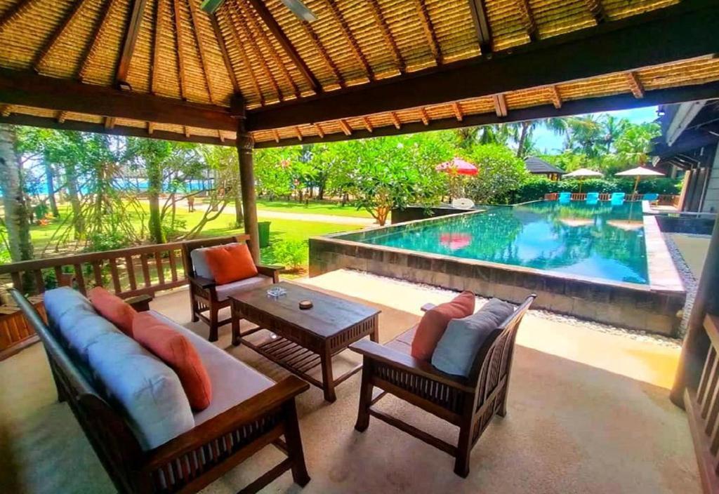 Kudat Riviera Exclusive Beach Villas Exterior photo