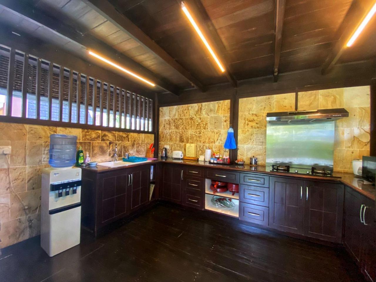 Kudat Riviera Exclusive Beach Villas Exterior photo