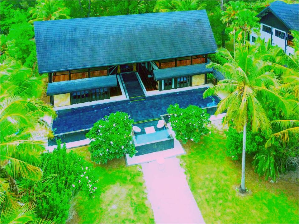 Kudat Riviera Exclusive Beach Villas Exterior photo