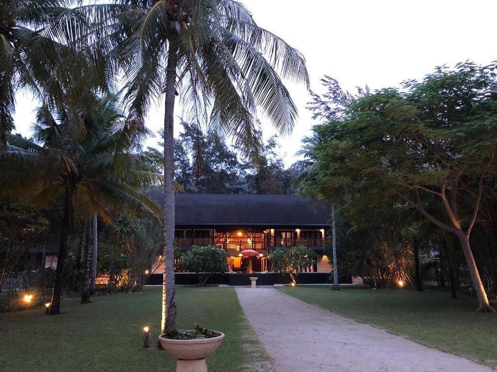 Kudat Riviera Exclusive Beach Villas Exterior photo