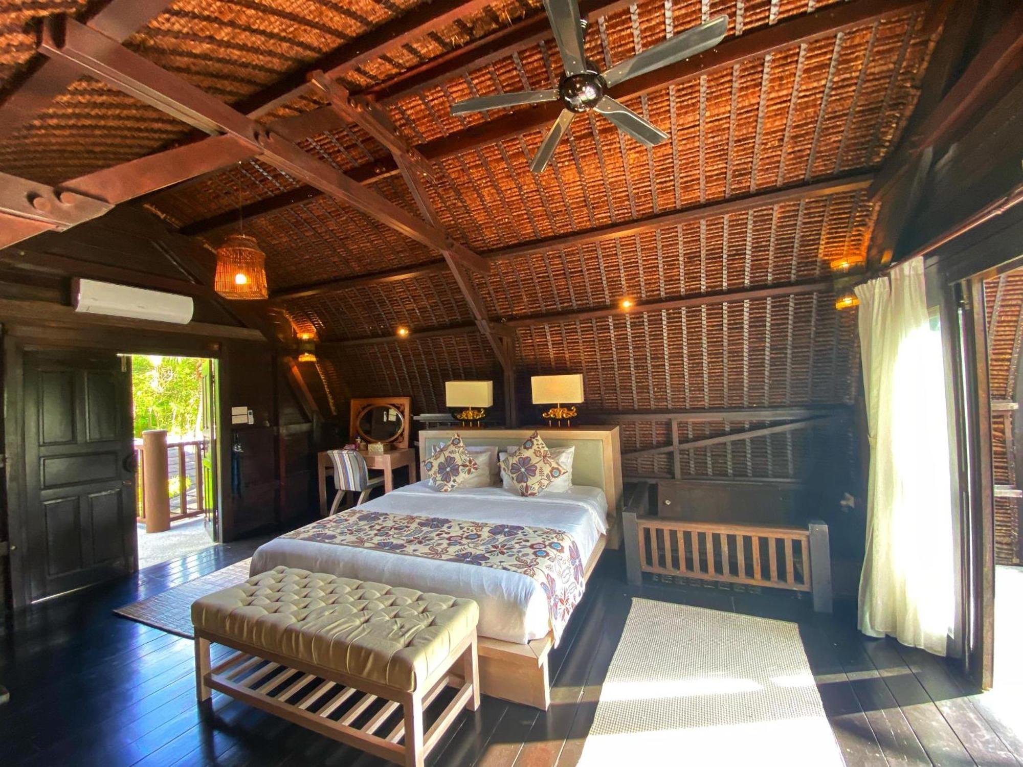Kudat Riviera Exclusive Beach Villas Exterior photo