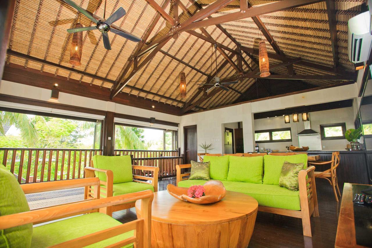 Kudat Riviera Exclusive Beach Villas Exterior photo